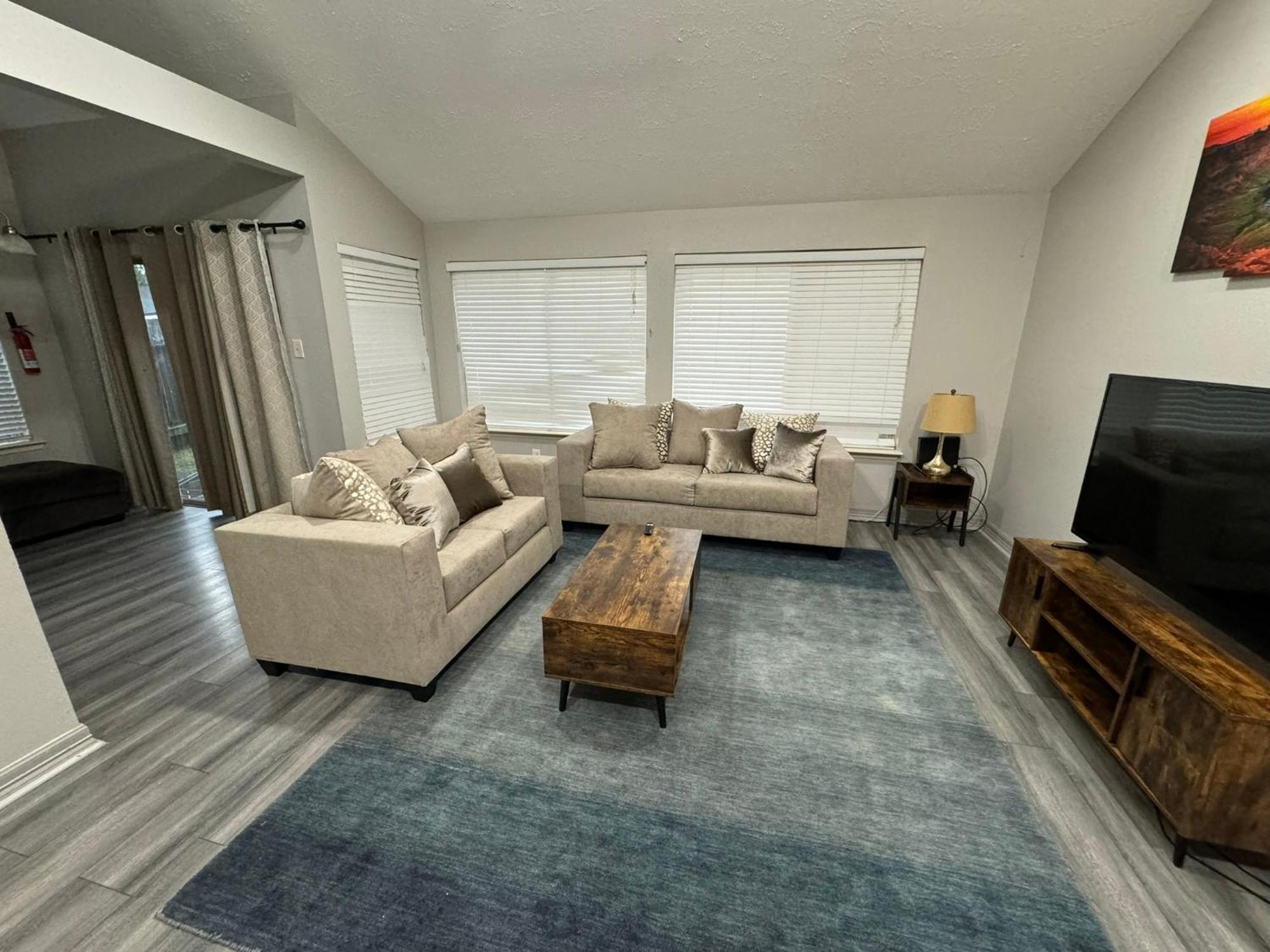 3 Bedroom Entire Home - Centrally Located In Katy, Texas Eksteriør billede